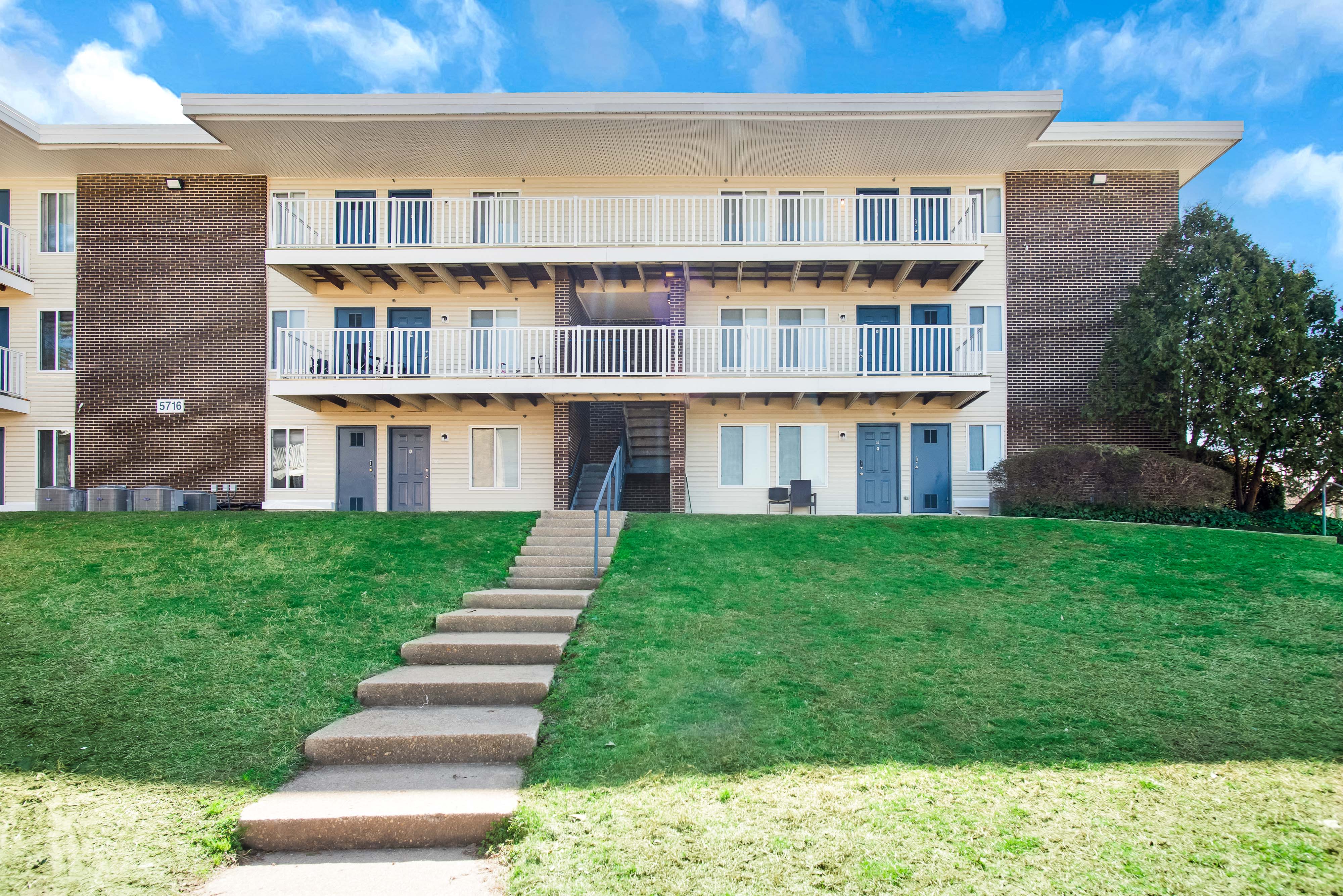 Autumn Woods Affordable Apartments in Bladensburg MD